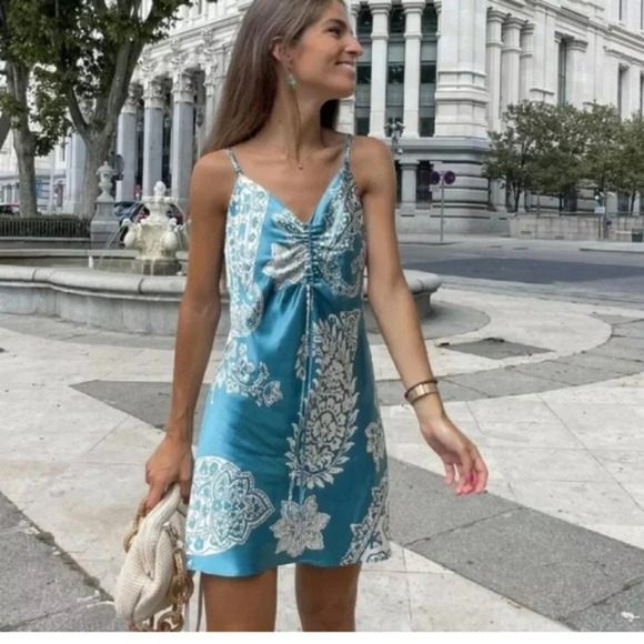 Zara Satin Bandana Paisley  Print Mini Dress Teal Size Small Blogger Fave - Picture 1 of 15